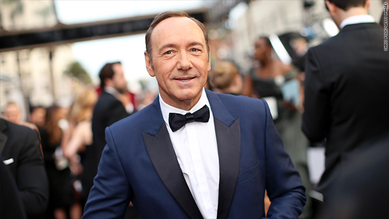 170418131619-kevin-spacey-tony-awards-exlarge-169