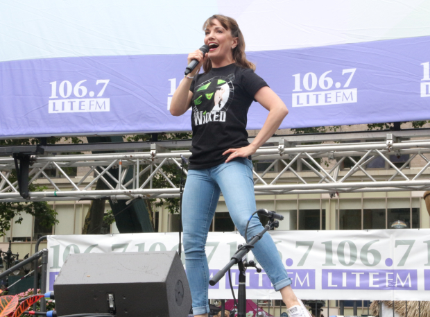 Veja as apresentações de “Wicked” no Broadway in Bryant Park&nbsp;2017