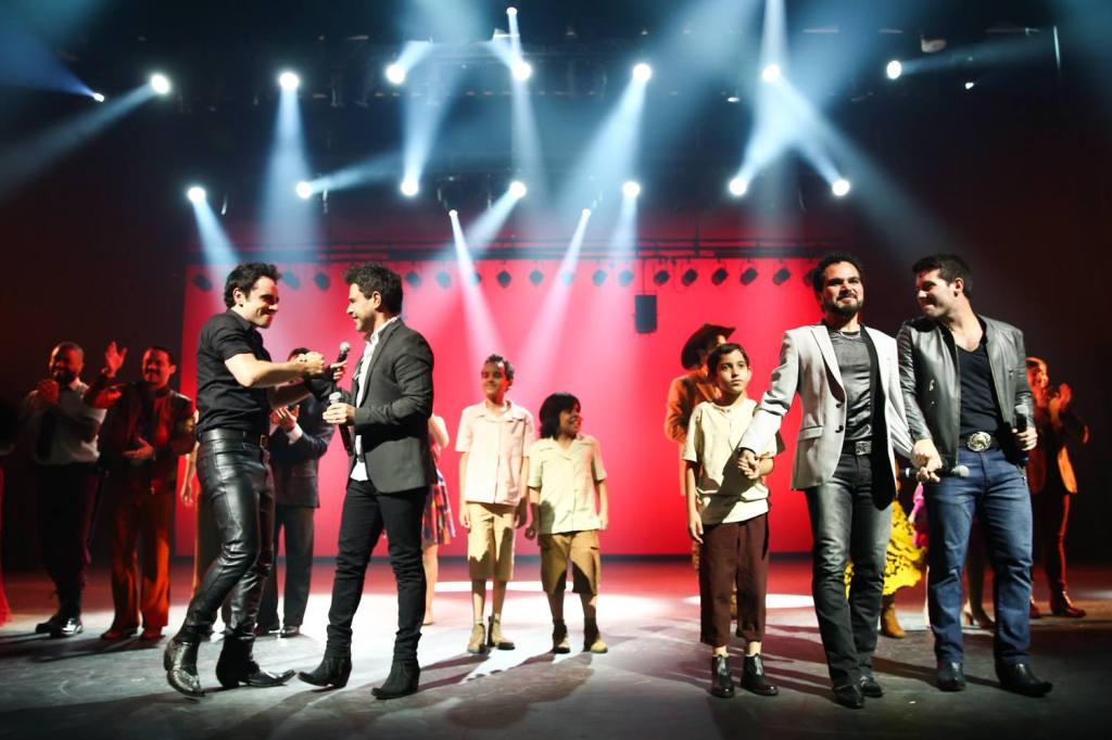 Veja fotos da estreia VIP de “2 Filhos de Francisco – O&nbsp;Musical”