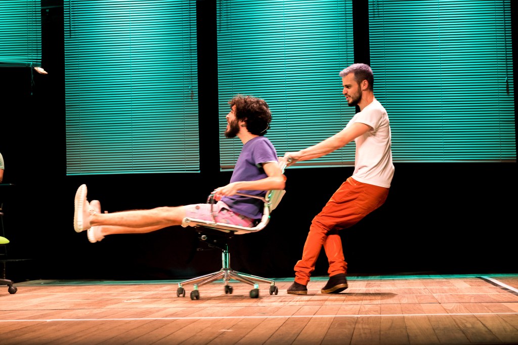 Comemorando 10 anos de sua estreia na Broadway [nome do espetáculo] reestreia no Rio de&nbsp;Janeiro