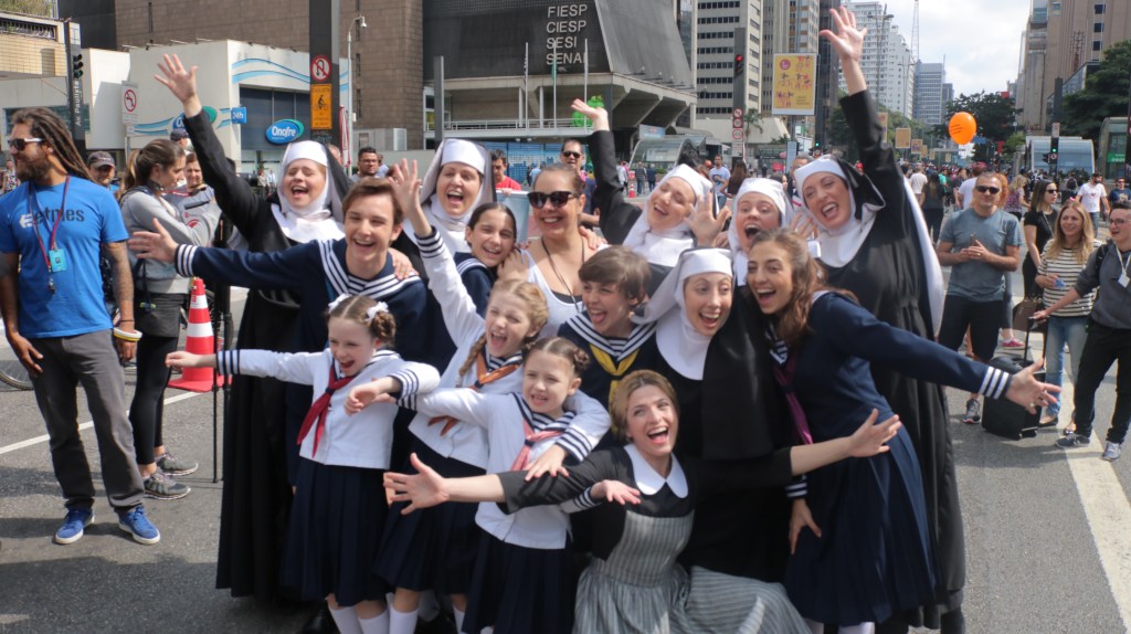 Veja o Flash Mob de “A Noviça Rebelde” na Avenida&nbsp;Paulista