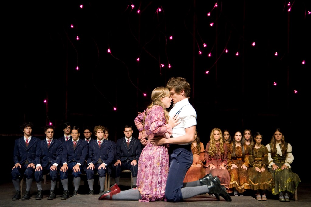 Conheça o elenco da nova versão de “O Despertar da Primavera”